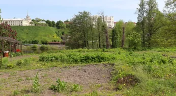 С видом на замки и драмтеатр: в Гродно можно купить участок на берегу Немана