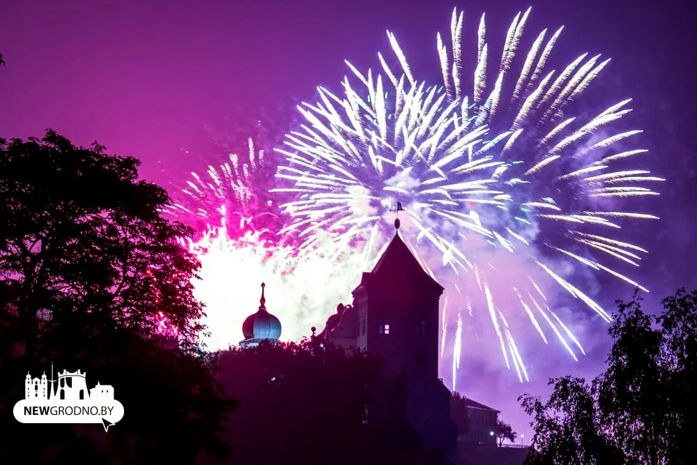 Фейерверк во время Фестиваля национальных культур в Гродно. Фото: newgrodno.by