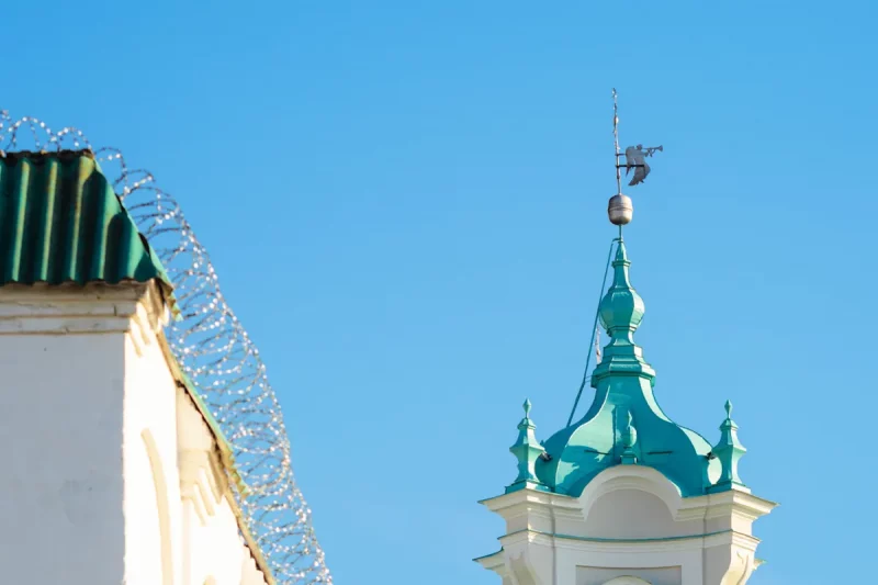тюрьма в Гродно и фарный костел