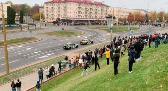 “Всем так нас*ать на жителей?” В центре Гродно снимают ролик о дрифте – вот что думают горожане