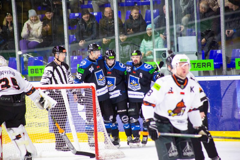 «Химик» оказался сильнее «Шахтера» в домашнем матче Экстралиги по хоккею