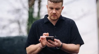 Instagram блогера Vadimati признан экстремистским 