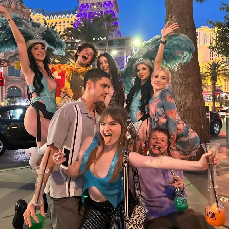 «Я бы сделала это и бесплатно». Слонимчанка снялась в фильме, который получил пять “Оскаров”