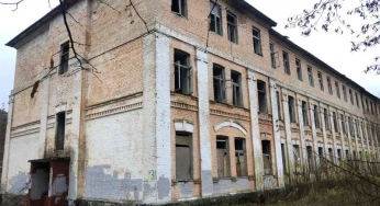 В Гродно за 42 рубля продают столетнюю казарму