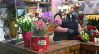 Белорусов возмутила стоимость тюльпанов — винят санкции и введенные ограничения на торговлю