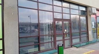 Бывшие «Спорттовары» выставили на аукцион: за сколько можно арендовать магазин в центре Гродно?
