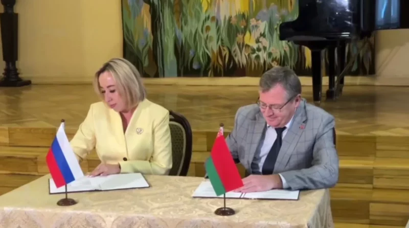 Гродненский и Ялтинский музеи подписали договор о сотрудничестве: договорились о совместных выставках и проектах Соглашение между музеем Гродно и Крыма