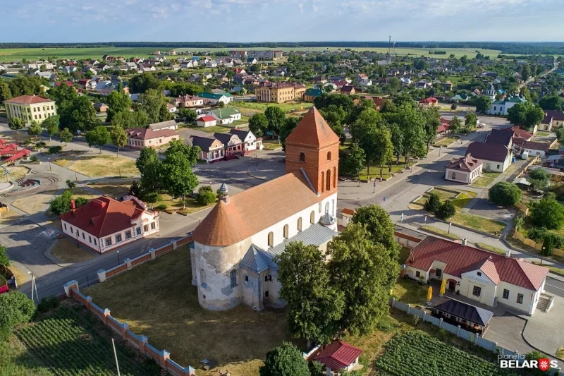 Мир; городской поселок Мир; Кореличский район.