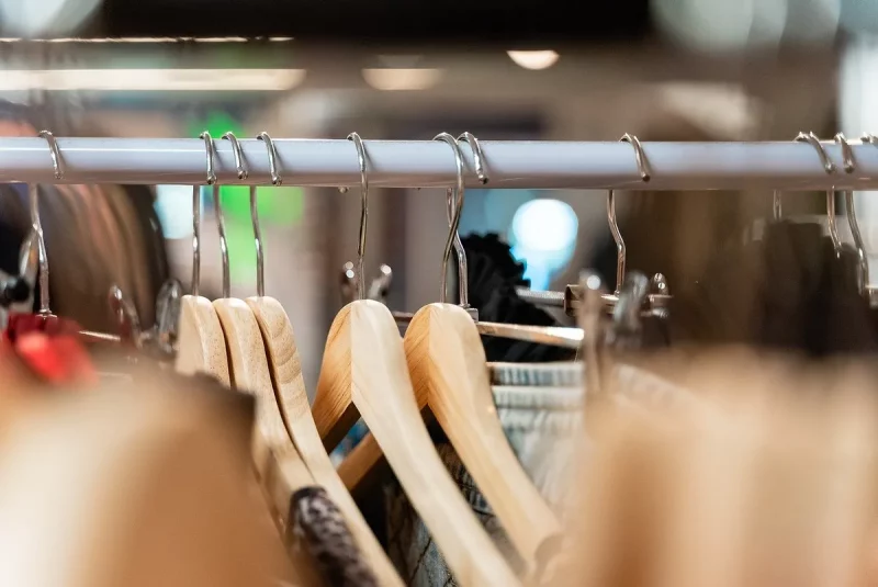 Одежда шкаф