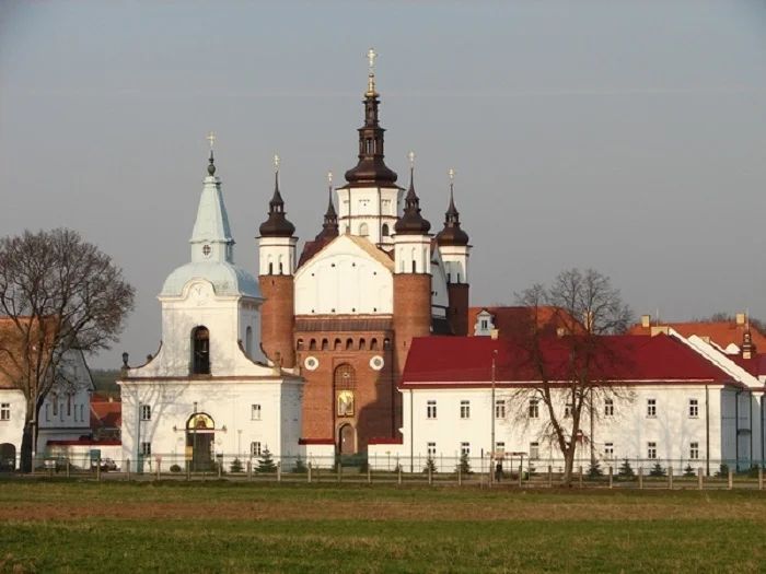 З Гродна па пакупкі ў Беласток: што прапануюць турфірмы пасля адкрыцця мяжы — ёсць і візавая падтрымка