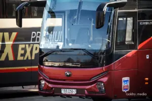Белорусский автобус на вокзале в Вильнюсе © LookByMedia