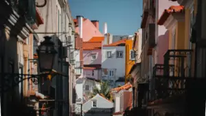 Меньше суеты и больше впечатлений. Что такое slow travel и как организовать такое путешествие? slow travel in Portugal city