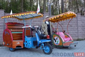 Аўтарэтраклуб "Вінтаж" прадставіў гродзенцам уласныя рыкшы Аўтарэтраклуб "Вінтаж" прадставіў гродзенцам уласныя рыкшы