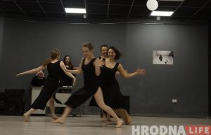 Танцорка прадставіла ў Гродне фотавыставу “палётаў без фоташопу” Танцорка прадставіла ў Гродне фотавыставу “палётаў без фоташопу”