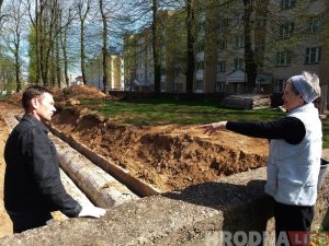 "Тут пахаваны мой дзед, я патрабую павагі". Гродзенскі лютэранін пра раскапаныя могілкі на Белуша