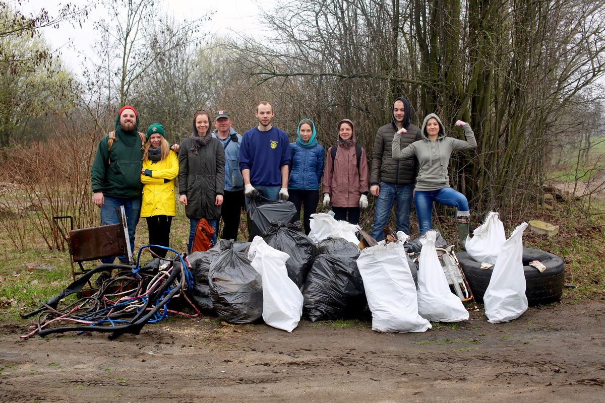На вялікую ўборку выйдуць валанцёры са 150 краін: ад заўтра пачнецца 6 сезон акцыі "Зробім!"