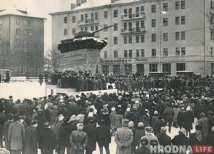 Помнікі і святы. Як святкавалі Дзень Перамогі ў пасляваенным Гродне (унікальныя фота) Помнікі і святы. Як святкавалі Дзень Перамогі ў пасляваенным Гродне (унікальныя фота)