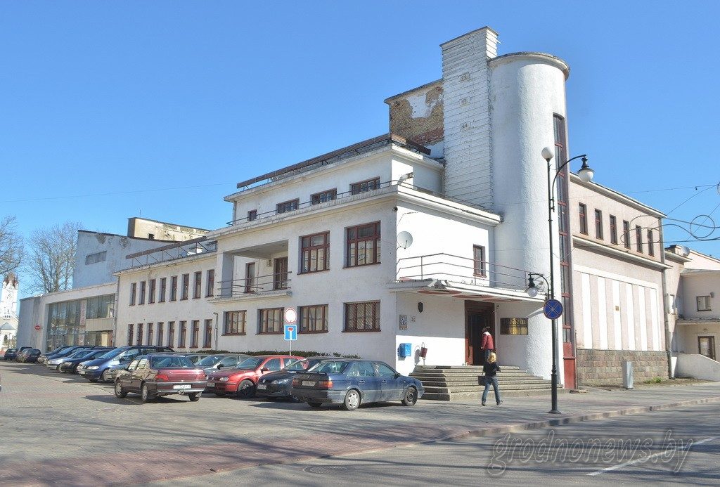 Дом афіцэраў могуць прадаць за базавую