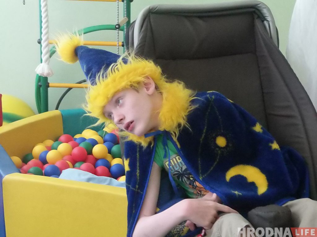"Аказалася, яны вельмі жыццярадасныя". Фотагісторыя пра тое, як дзеці інваліднасцю сталі акцёрамі
