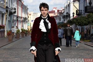 «Гараджане сталі сумна апранацца». Гродзенец распавёў, чаму аддае перавагу строям ХІХ стагоддзя