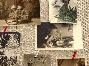 Абавязкова зазірніце! У краме "Лёля" зрабілі выставу старых калядных паштовак і святочных анёлкаў