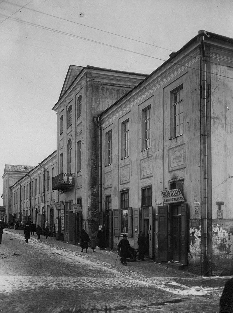 Дабудаванае ў 1874-1875 гг. правае крыло дома Брэгмана. Фота 1926 г.