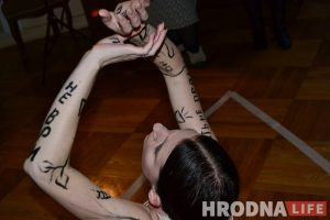 Першы "Кірмаш даўніны" адкрыўся ў Гродне: пакуль без замежных калекцыянераў Першы "Кірмаш даўніны" адкрыўся ў Гродне: пакуль без замежных калекцыянераў