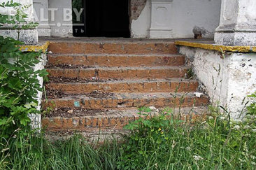 «Ужо тэлефанаваў англічанін, які хоча пераехаць у Беларусь». Пад Шчучынам прадаецца старажытная сядзіба з сажалкамі і паркам