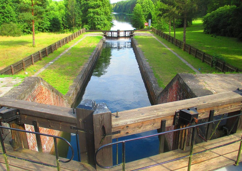 августовский канал