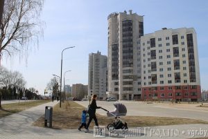 На Савецкай плошчы з'явіцца яшчэ адзін будынак. Што там можа быць? На Савецкай плошчы з'явіцца яшчэ адзін будынак. Што там можа быць?