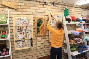 Новыя завушніцы бясплатна: у Гродне рыхтуюць Велікодны фрымаркет