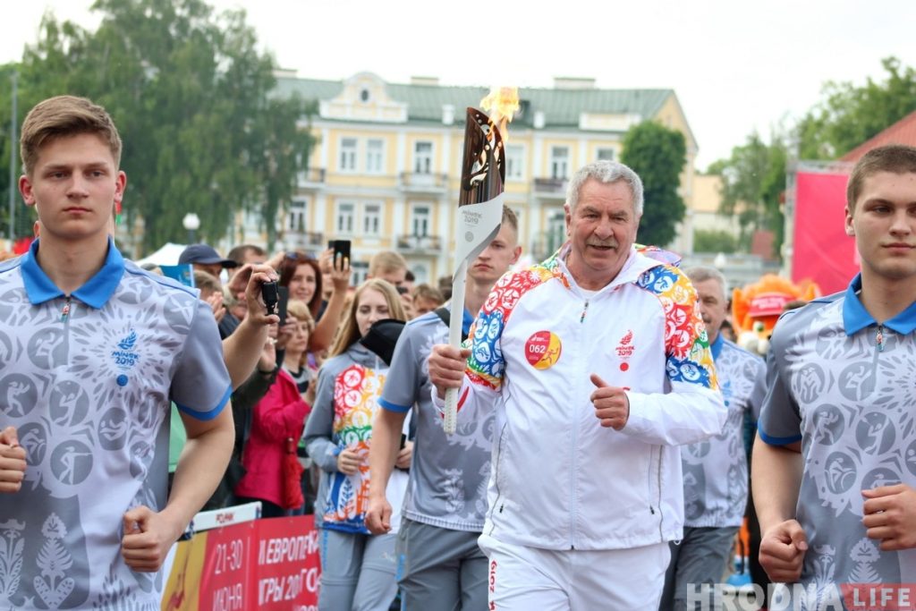Гродна сустрэў эстафету агню "Полымя міру" 