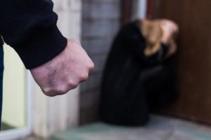 «Але ж я ў гэтым не вінаваты». Маленькі Міша, зь якім бацька хаваўся ў Расеі, вярнуўся дадому «Але ж я ў гэтым не вінаваты». Маленькі Міша, зь якім бацька хаваўся ў Расеі, вярнуўся дадому