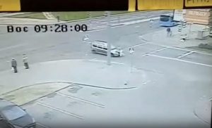 У цэнтры Шчучына машына збіла чатырохгадовае дзіця У цэнтры Шчучына машына збіла чатырохгадовае дзіця