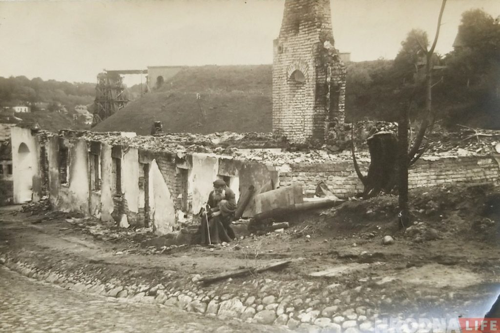 Праз 100 гадоў: нашчадкі гродзенскіх яўрэяў прывезлі са Швейцарыі здымкі Гродна пасля Першай сусветнай