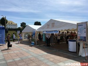 Фотафакт. У Гродне за грошы ЕС працуе паліклініка пад адкрытым небам.