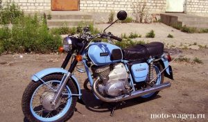 У цэнтры Шчучына машына збіла чатырохгадовае дзіця У цэнтры Шчучына машына збіла чатырохгадовае дзіця