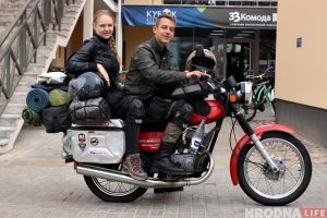 Французскія пенсіянеры хочуць за два тыдні аб'ехаць Беларусь на пазадарожніку