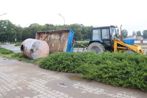 Раніцай на Дзевятоўцы утварыўся паравозік з трох аўто. Паміж аўтамабілямі заціснула мужчыну