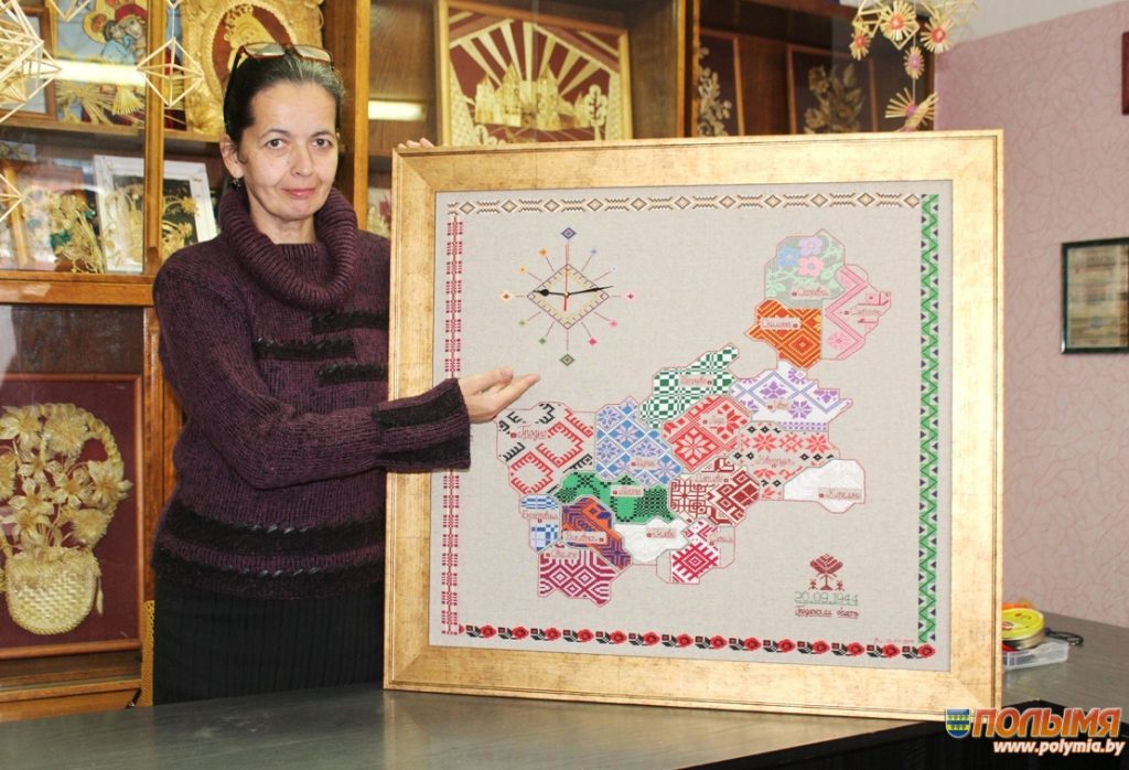 У Карэлічах стварылі карціну з аўтэнтычным арнаментам кожнага раёна