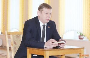 Беларускамоўны чыноўнік узначаліў упраўленне адукацыі Гродзенскага аблвыканкама Беларускамоўны чыноўнік узначаліў упраўленне адукацыі Гродзенскага аблвыканкама