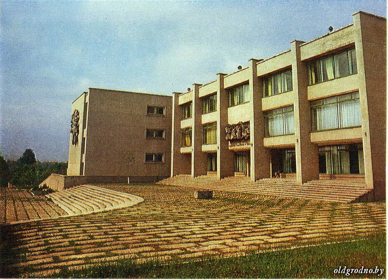 Архітэктура савецкага мадэрнізму, Палац піянераў