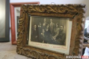 Гродзенец заняўся генеалогіяй і знайшоў у цэнтры Гродна сямейны дом. Але вярнуць яго пакуль нерэальна Гродзенец заняўся генеалогіяй і знайшоў у цэнтры Гродна сямейны дом. Але вярнуць яго пакуль нерэальна