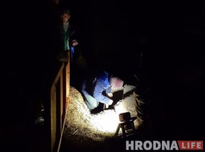 Сантэхнік і валанцёры 10 гадзін ратавалі ката. Ён праваліўся ў калодзеж закінутай цеплатрасы Сантэхнік і валанцёры 10 гадзін ратавалі ката. Ён праваліўся ў калодзеж закінутай цеплатрасы