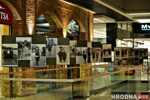 Руслан Кулевіч і краязнаўчы клуб адкрылі выставу старых фатаграфій у OldCity