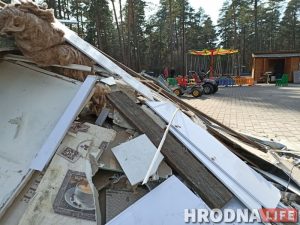 “Паляны” больш няма. Адзіную ў Пышках кавярню зруйнавалі “Паляны” больш няма. Адзіную ў Пышках кавярню зруйнавалі