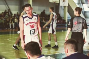 Украінскі баскетбаліст: "Ніхто ў Беларусі нават уявіць не можа, колькі людзей захварэла на COVID-19" Украінскі баскетбаліст: "Ніхто ў Беларусі нават уявіць не можа, колькі людзей захварэла на COVID-19"