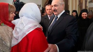 Лукашэнка расказаў, як супрацоўніка ягонай адміністрацыі правяралі на каранавірус