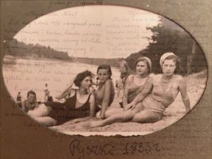 "Бабуля перад смерцю сказала, што яна яўрэйка". У Парыжы знайшлі лісты з Гродна 1930-40-х