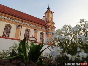 З нуля па старых фатаграфіях: у Гродне аднаўляюць алтар XVII стагоддзя З нуля па старых фатаграфіях: у Гродне аднаўляюць алтар XVII стагоддзя